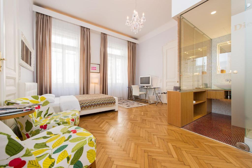 Rosa Linde - Comfort Rooms Wien Rum bild