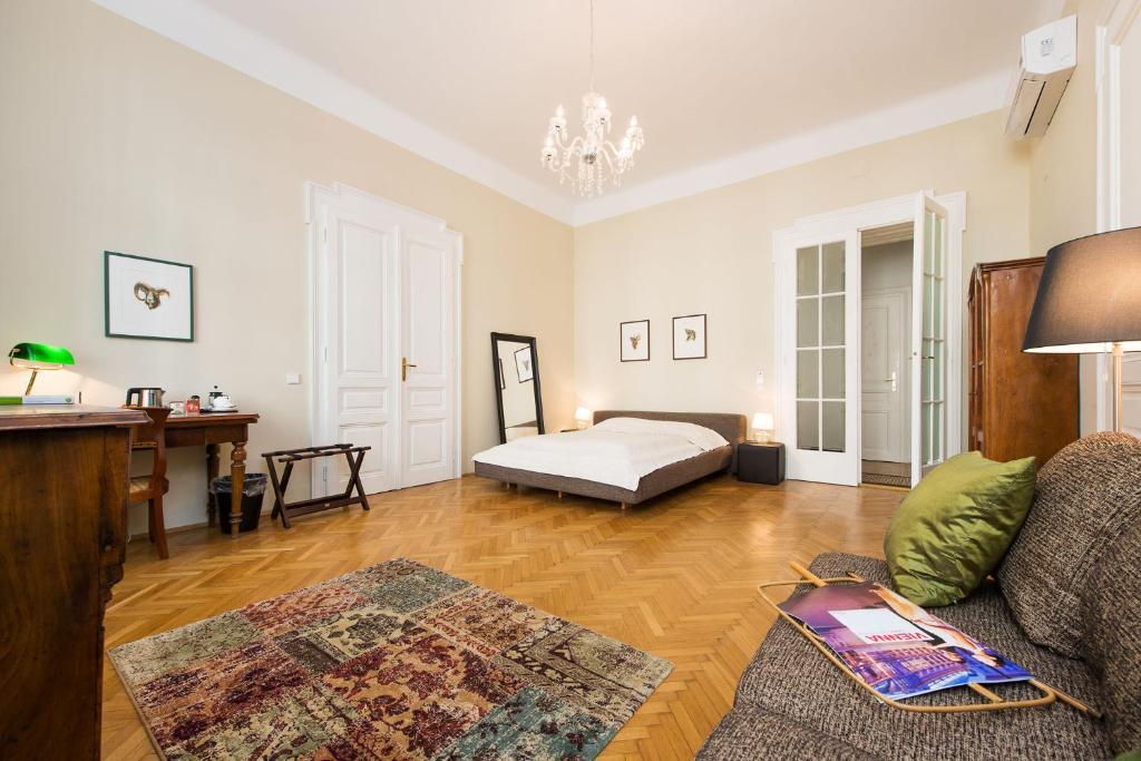 Rosa Linde - Comfort Rooms Wien Rum bild